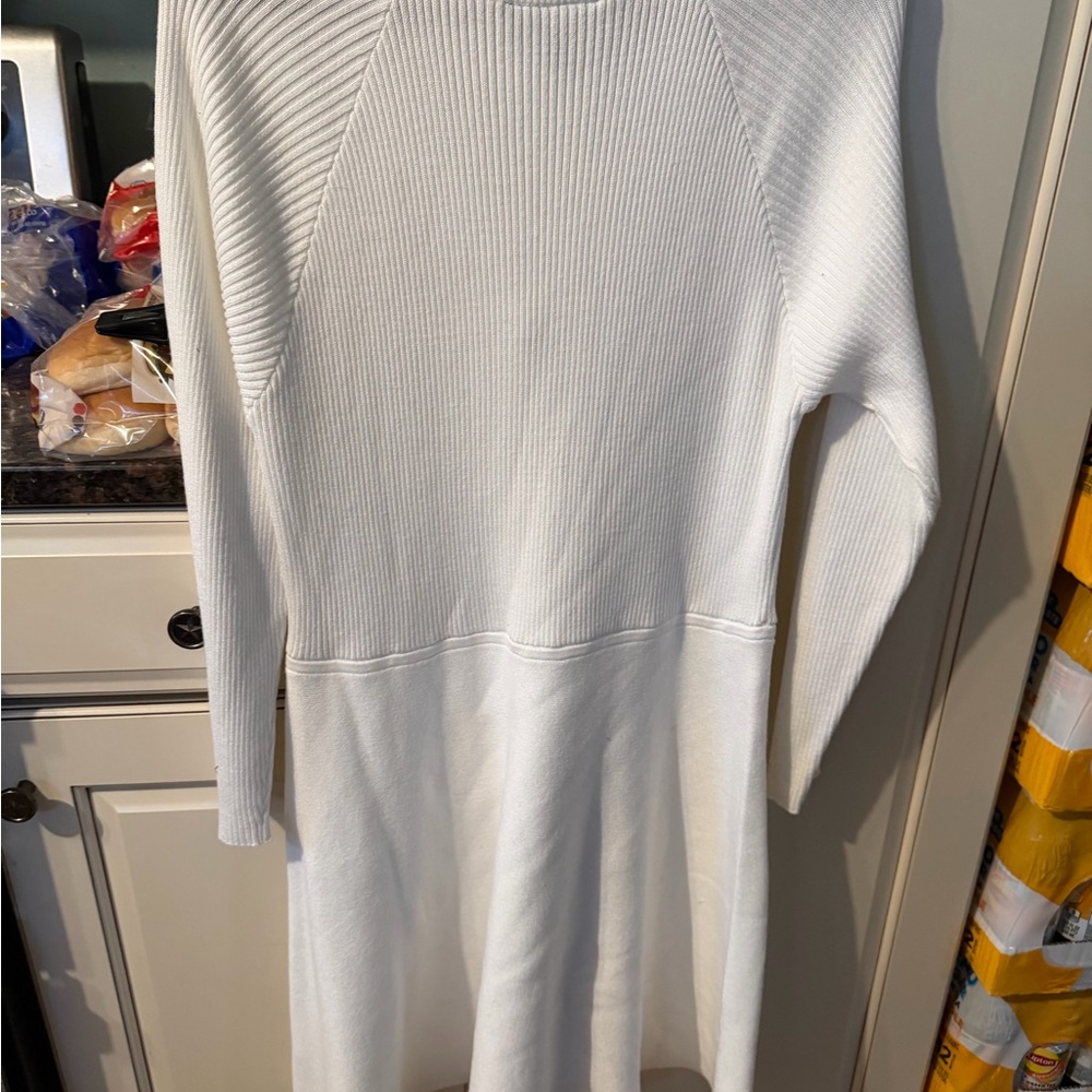 BCX Cream Ribbed Knit Top with Black Logo Tag - Picture 3 of 3
